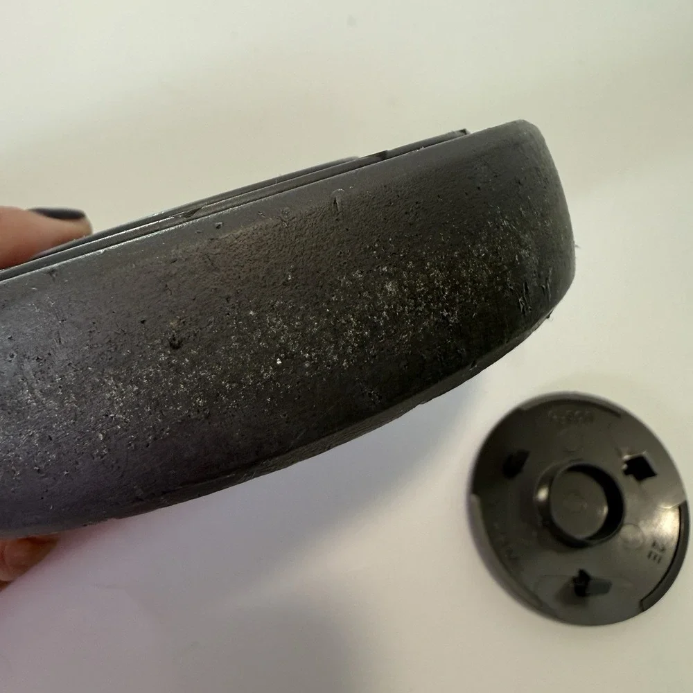 Dyson DC14 DC17 DC33 gray wheel replacement Part‎ 04-2249 With Cap Pre-owned 1